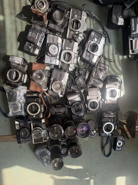 胶片相机与老镜头大量打包出售(垃圾品) Canon、Minolta、Olympus、Konica 等品牌_樱花直邮