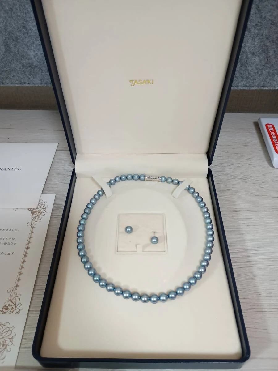 耳钉细节图