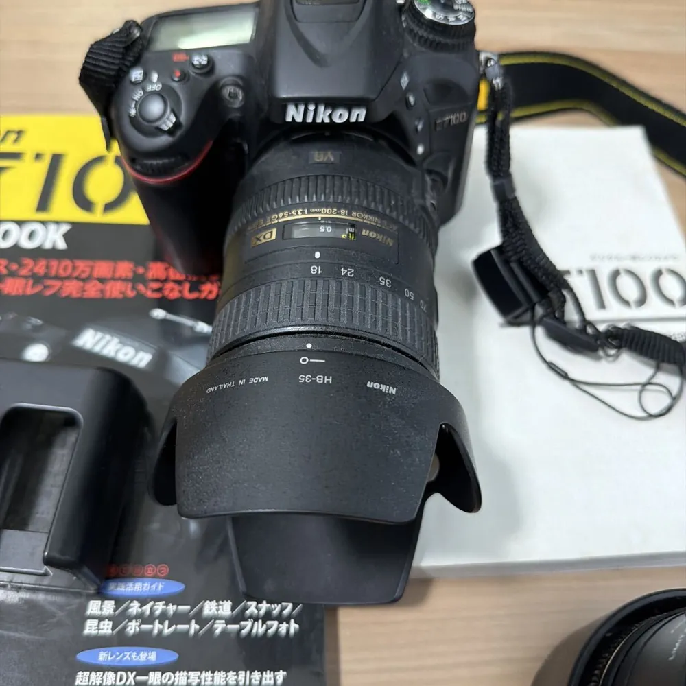 尼康 D7100 机身背面与固定式液晶显示器、取景器细节