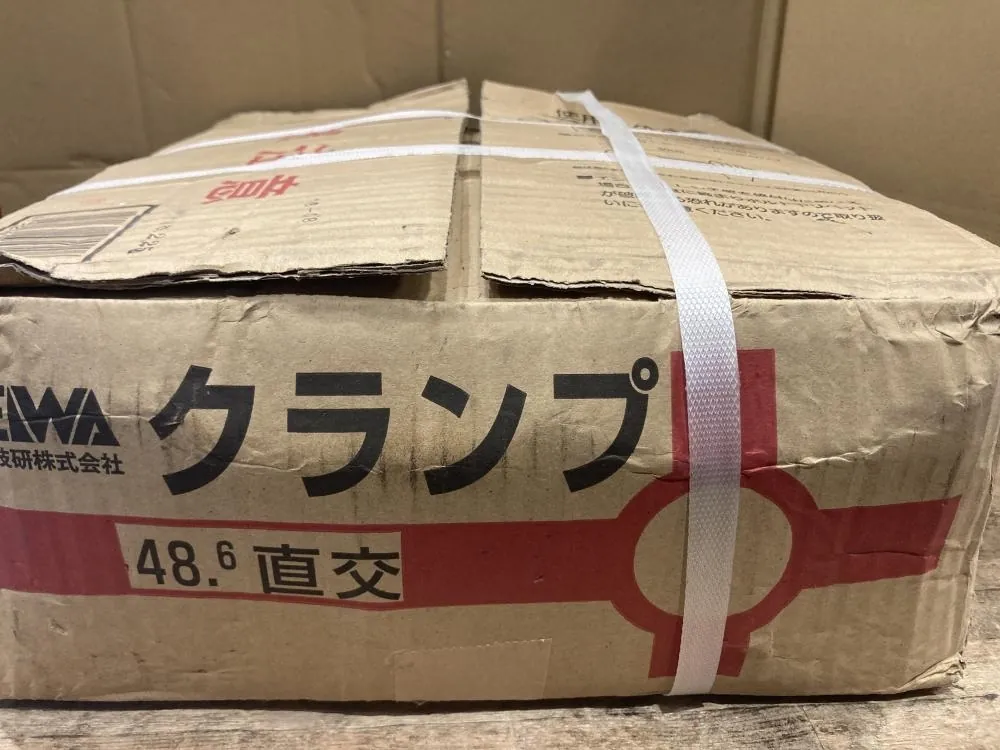 夹钳产品正面照