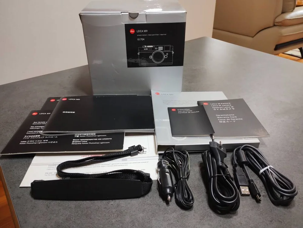 LEICA M9 黑色机身 美品 快门数 1398 张 成交价 377599 日元_樱花直邮