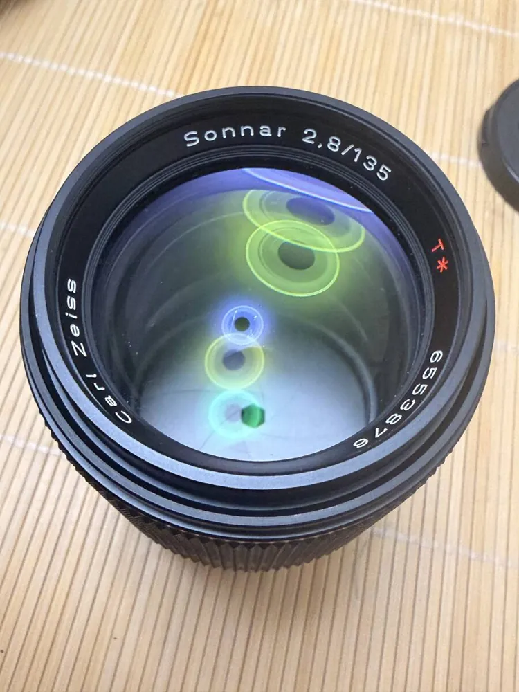 镜头卡口及所附物品图