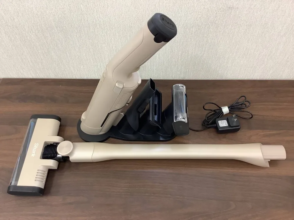 Shark WV517JST 充电式手持吸尘器整机正面外观