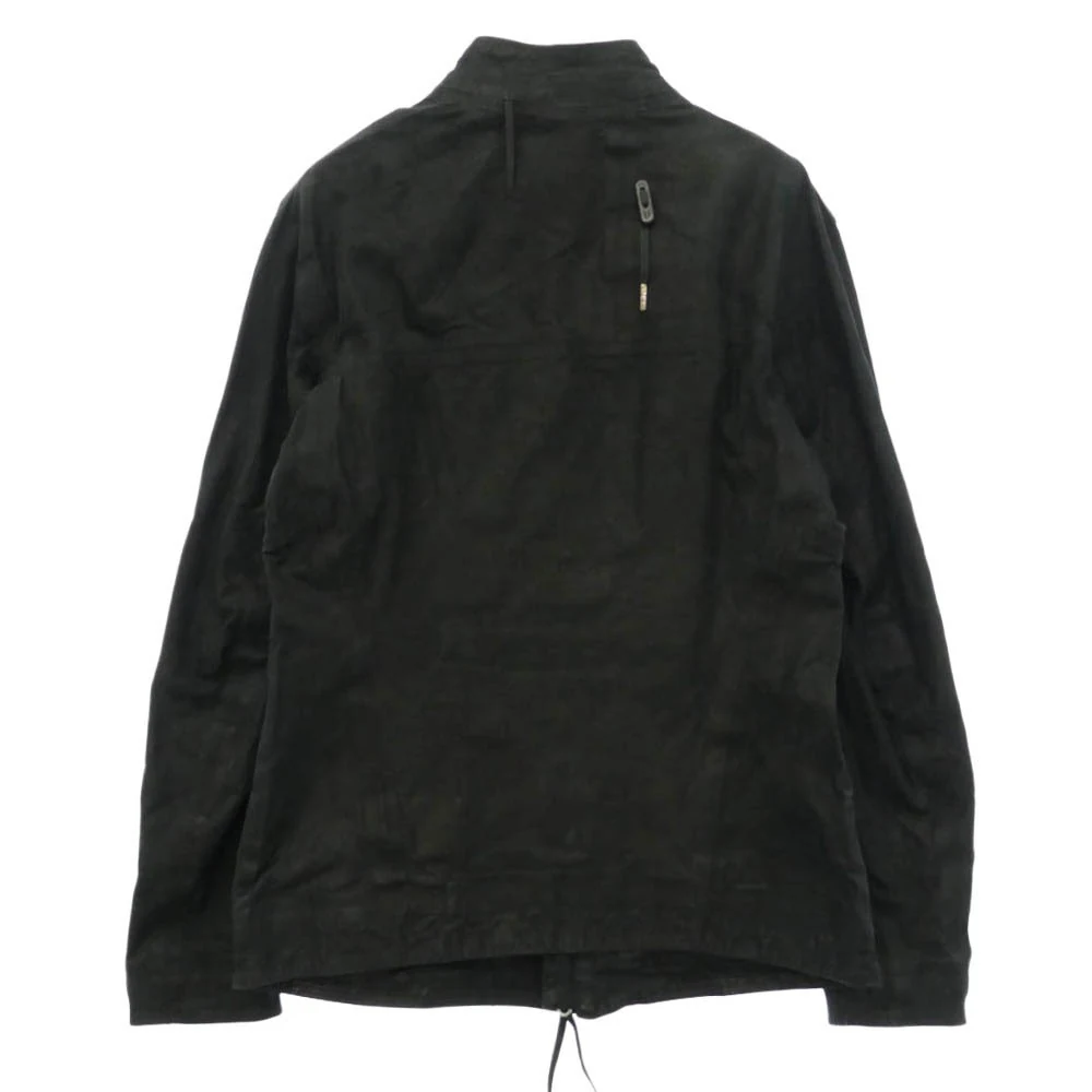 Boris Bidjan Saberi 皮革夹克皮革质感与油洗效果特写