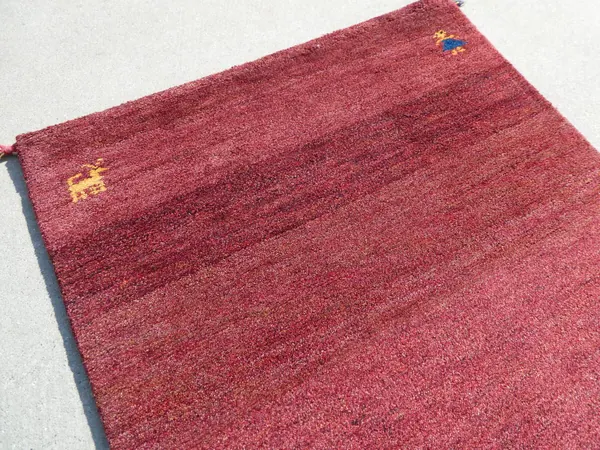 地毯局部毛面与织纹细节图