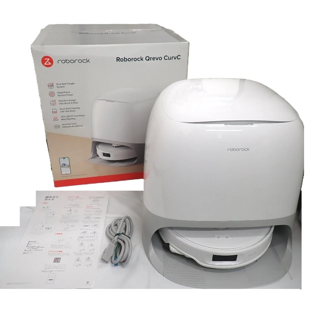 Roborock Qrevo CurvC 扫地机器人白色机身正面外观