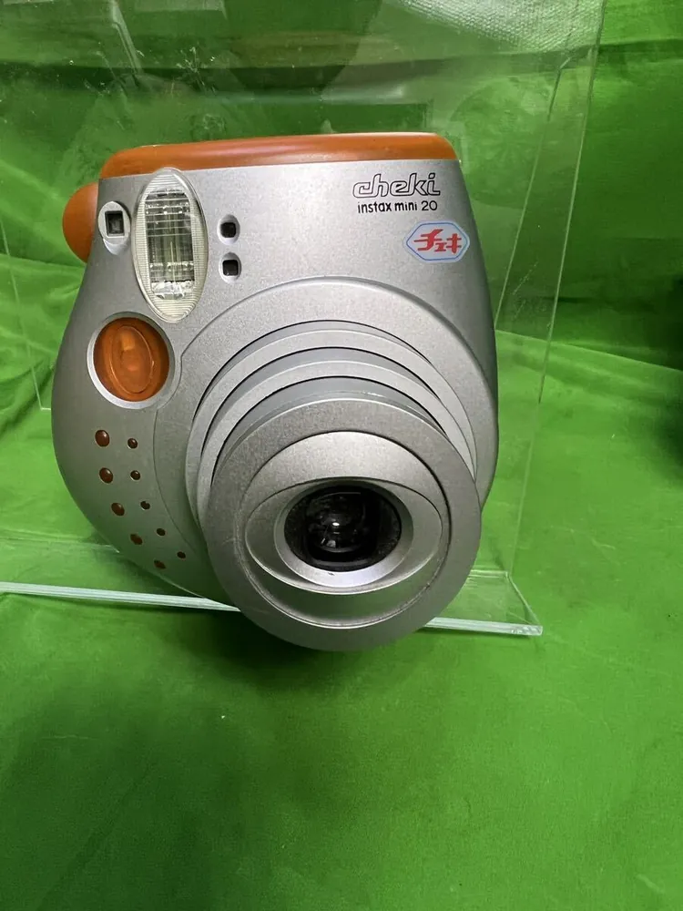 FUJIFILM instax mini 20 一次成像相机机身正面外观