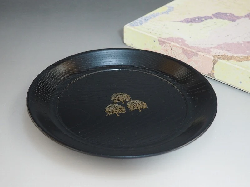 森画 黑色日式漆器盘 漆器茶道具 带化妆箱 直径19.5厘米 以1120日元成交_樱花直邮