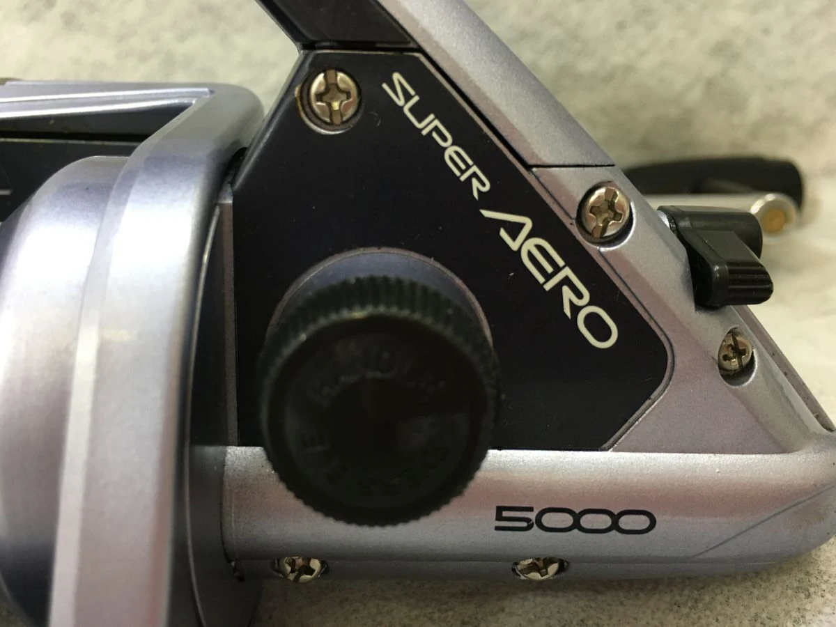 SHIMANO SUPER AERO5000 纺车轮手柄一侧