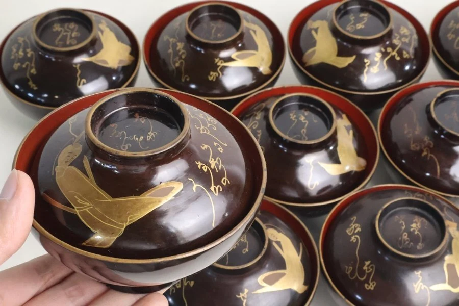 金莳绘吸物碗 10 客整体外观