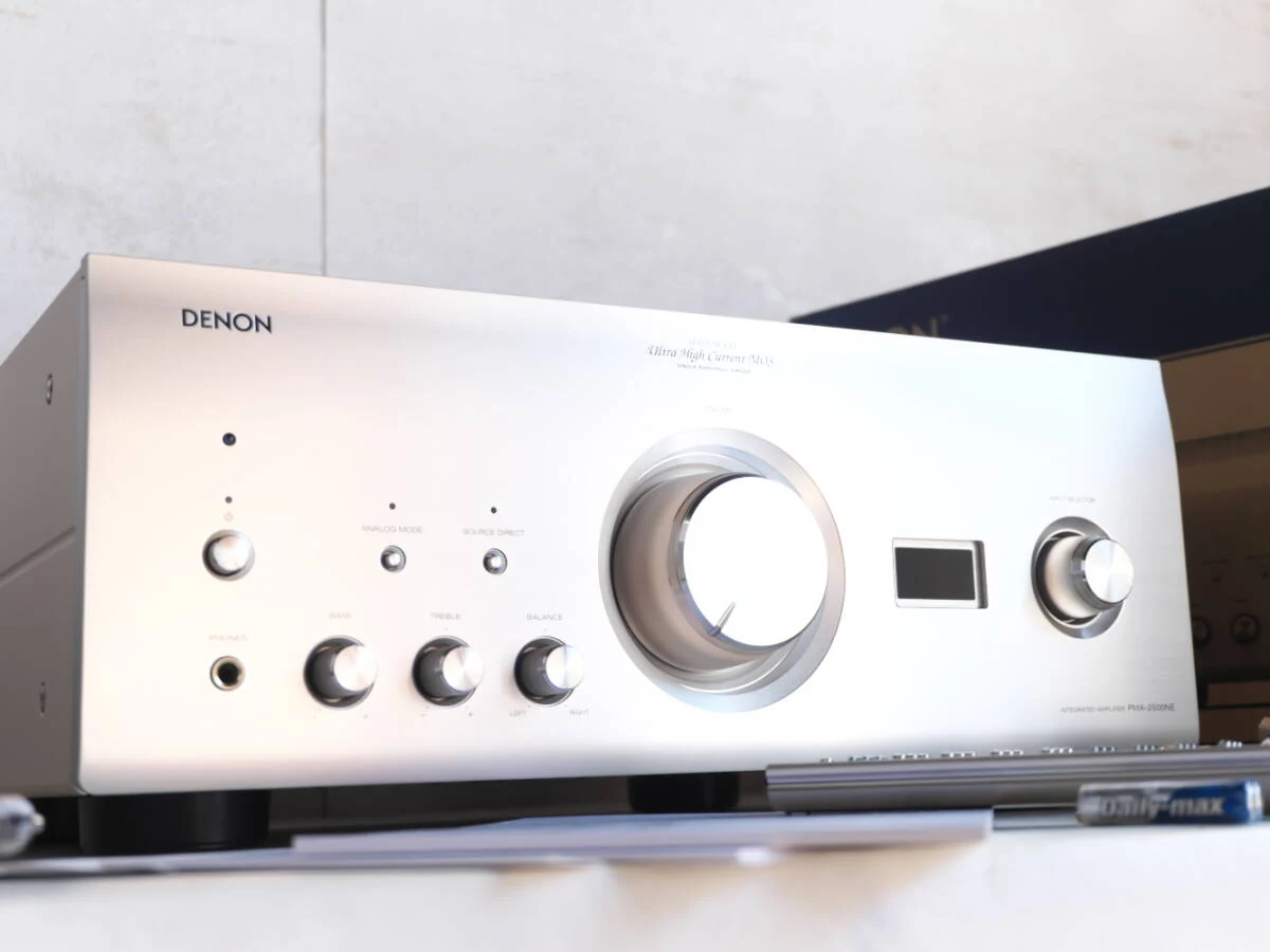 DENON PMA-2500NE 合并功放正面外观